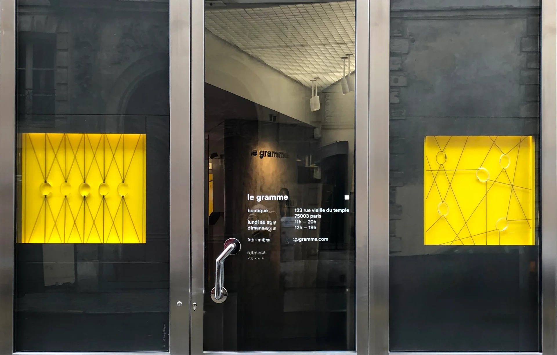 Vitrines pour Le Gramme