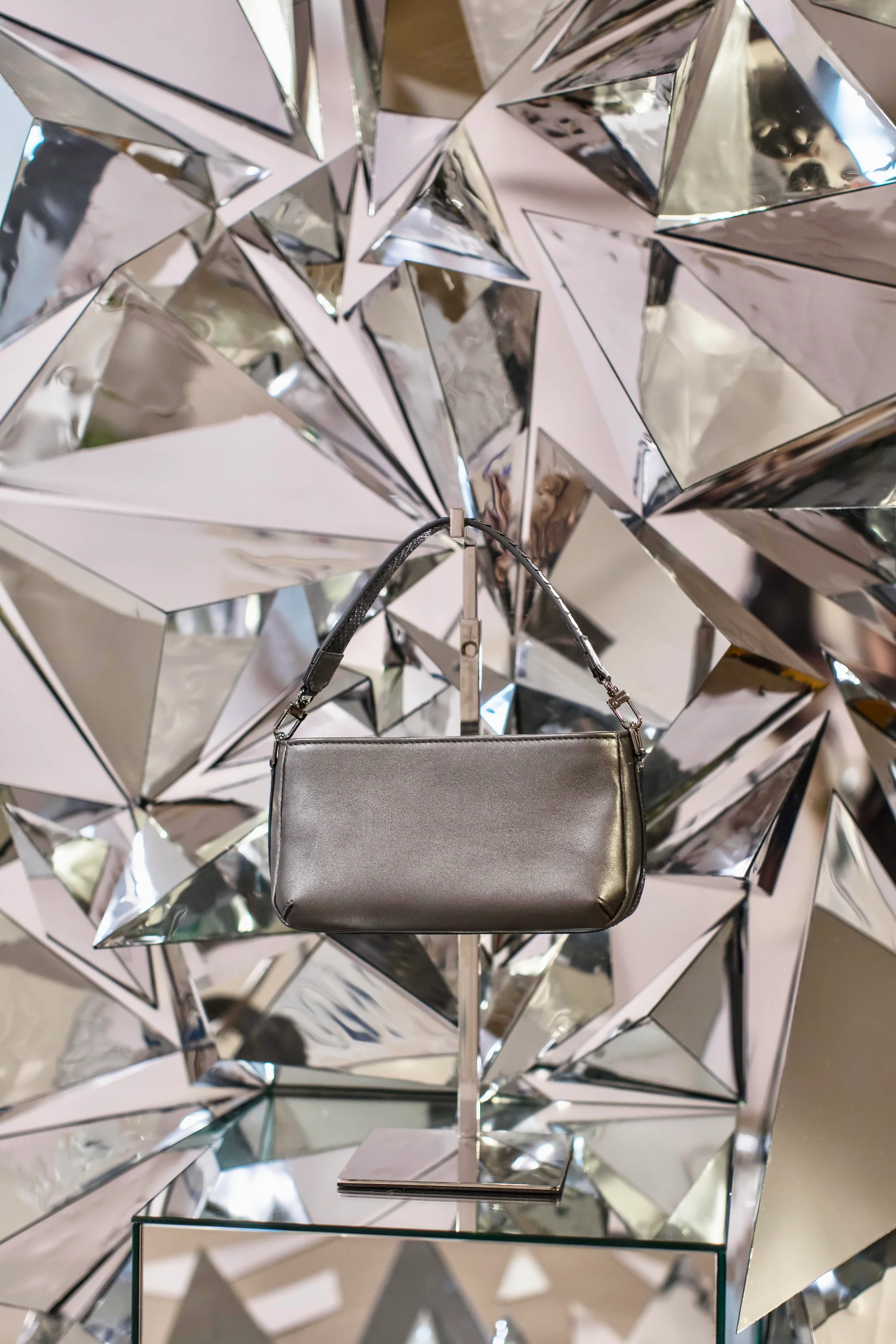 Installation Iris Noble — Réflexions